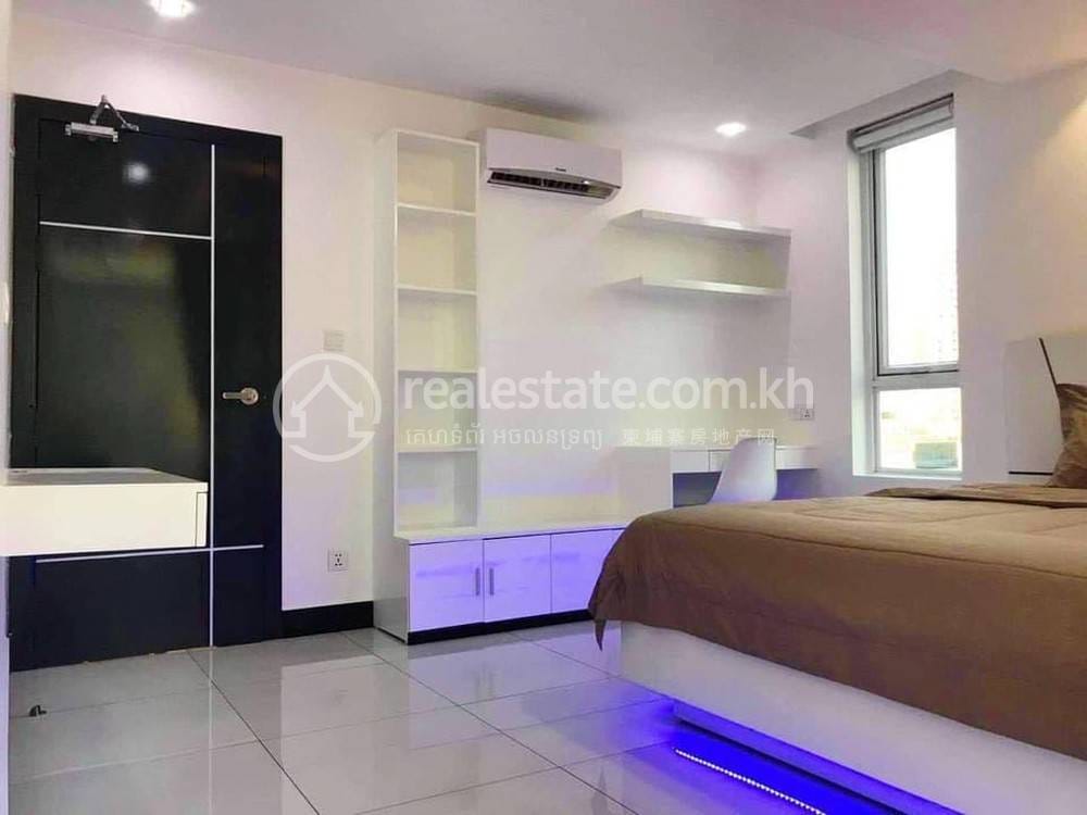 3 Bedrooms Апартаменты с Обслуживанием Для Аренды for $1,500