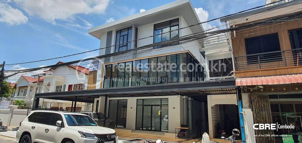 Daun Penh Kanceláře K pronájmu in Daun Penh