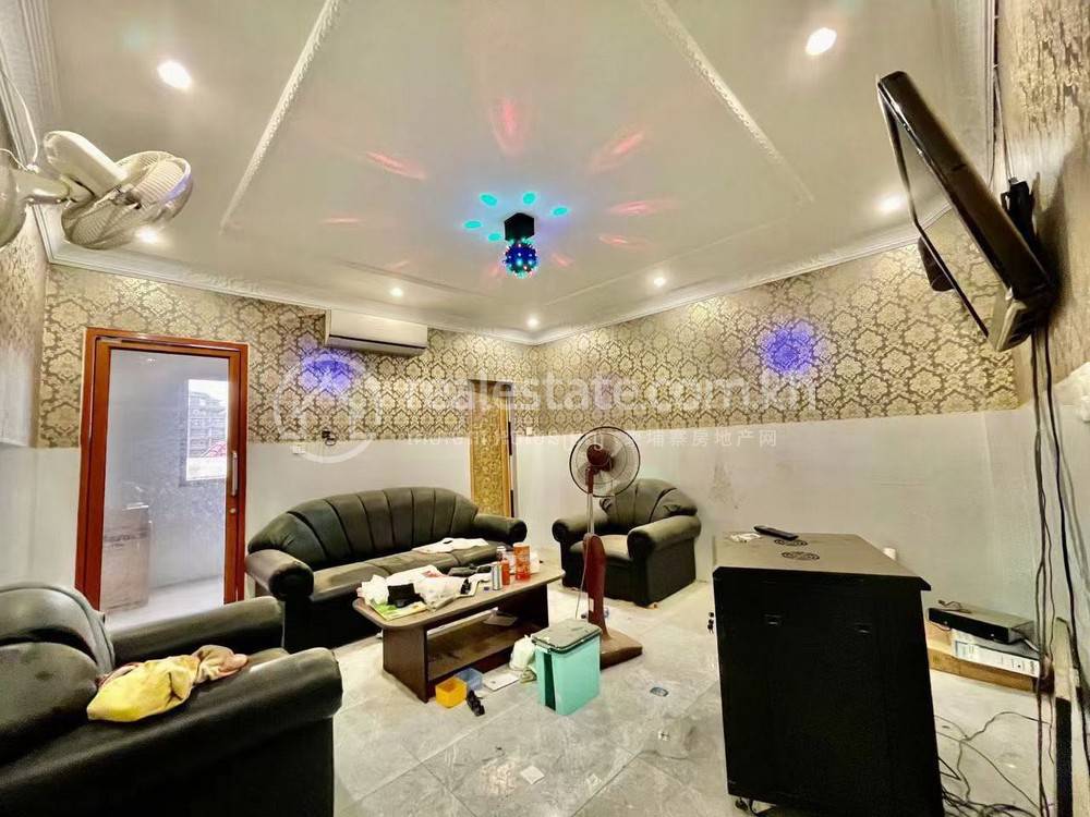 Flat House For Rent in Boeng Keng Kang $2,000