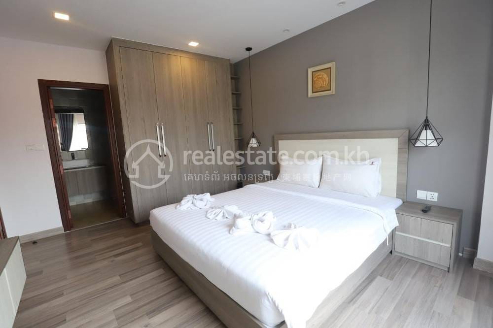 Daun Penh Apartment For Rent in Daun Penh