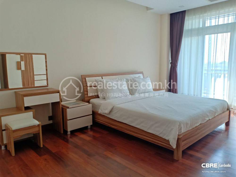 Apartment For Rent in Chamkarmon, Phnom Penh