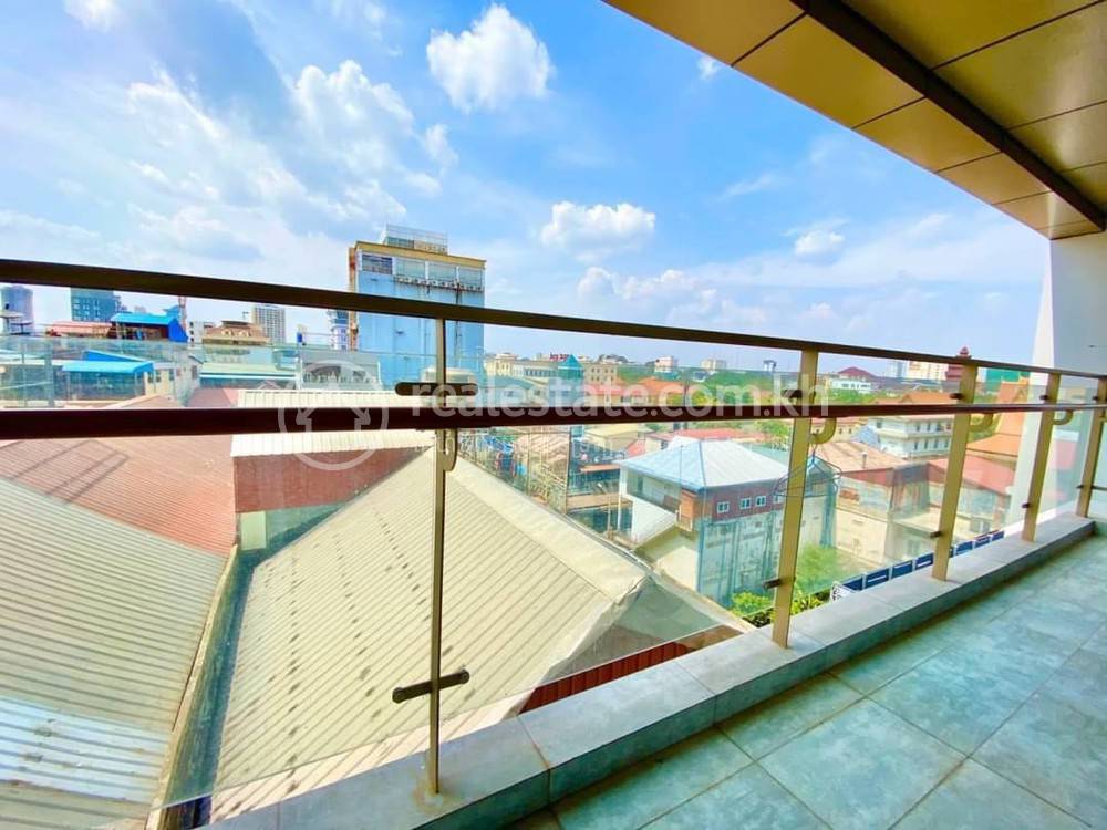 BKK 1 Serviced Apartment For Rent in BKK 1