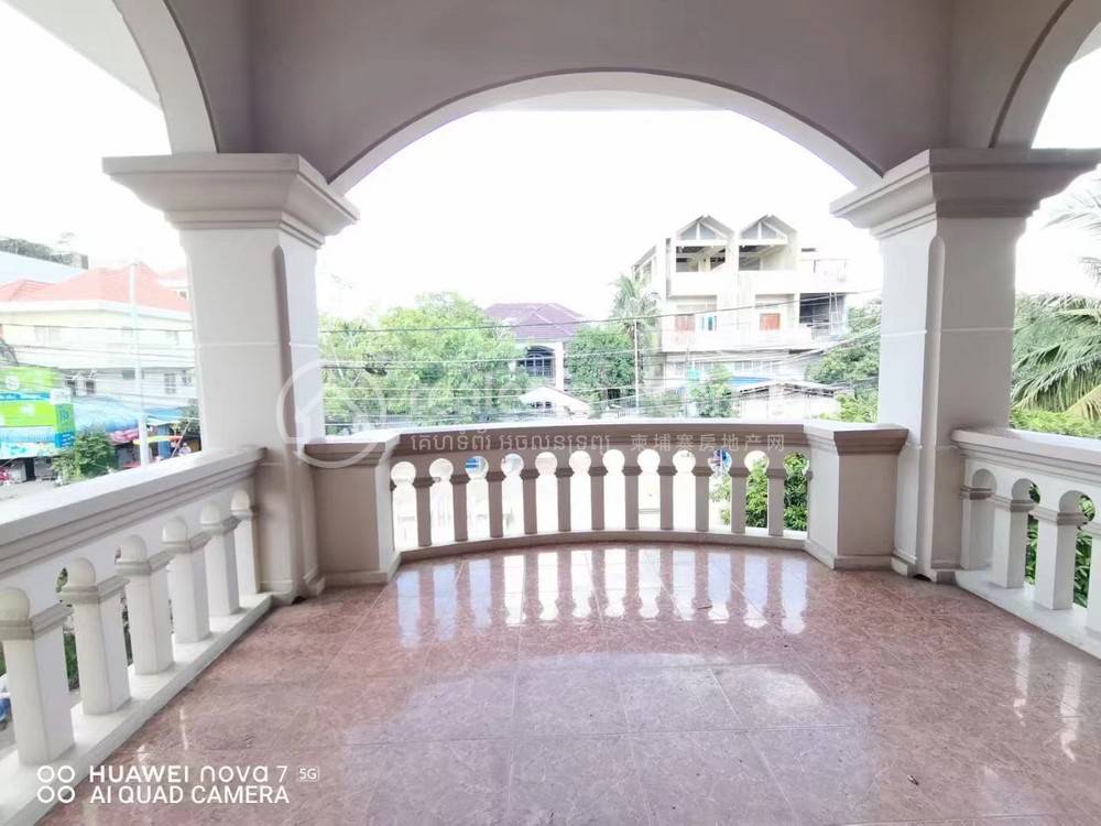 Villa À louer à Kakap, Por Sen Chey, Phnom Penh