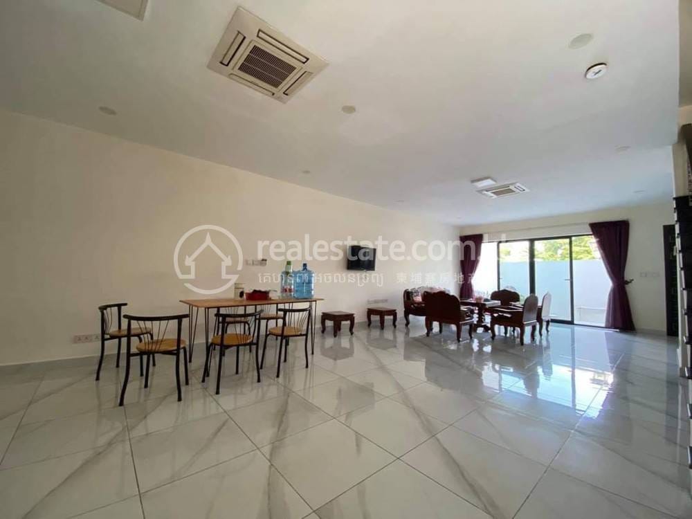 Vila K pronájmu in Boeung Kak 1, Toul Kork, Phnom Penh