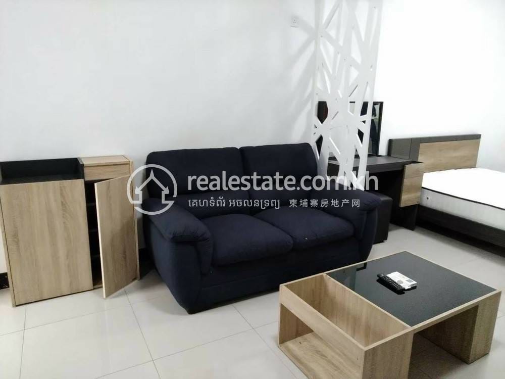 Condo Na prodej in Chamkarmon $65,000