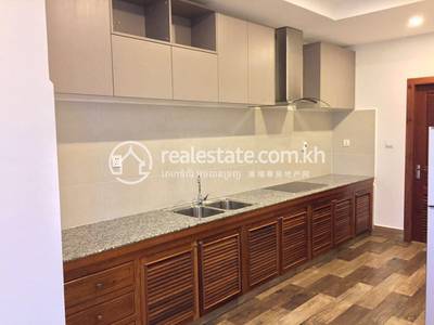 Serviced Apartment For Rent with 1 Parking Space