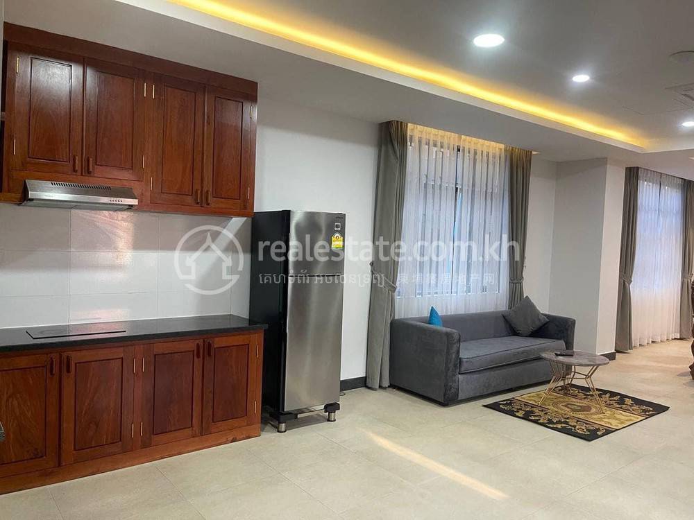 Апартаменты с Обслуживанием Для Аренды in Chamkarmon $1,500