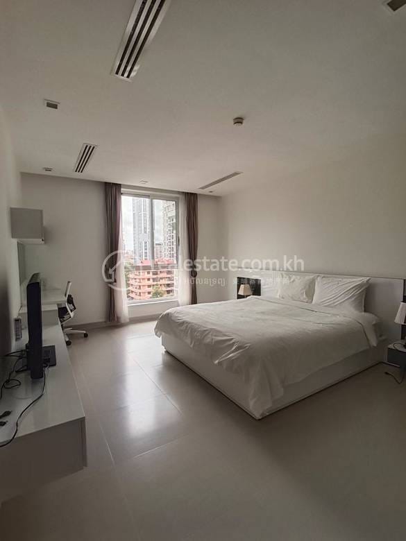 BKK 1 Serviced Apartment For Rent in BKK 1