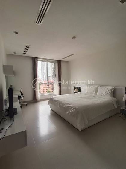 BKK 1 Serviced Apartment For Rent in BKK 1
