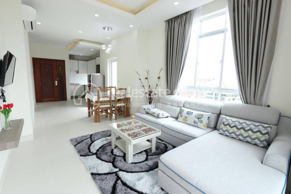 Apartment For Rent in Chamkarmon $1,100