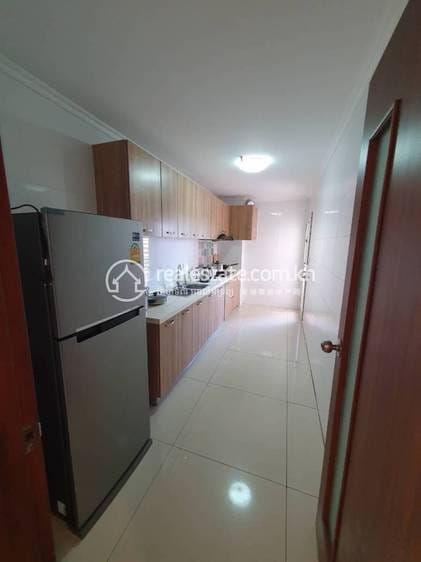 Апартаменты с Обслуживанием Для Аренды in Chamkarmon $1,500