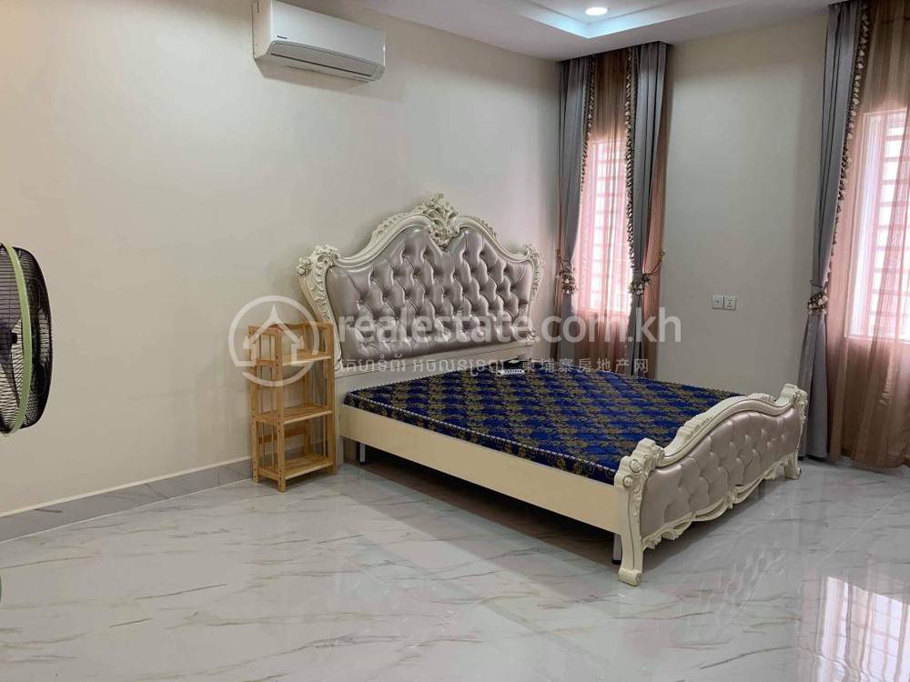 Twin Villa For Rent in Chbar Ampov $2,000