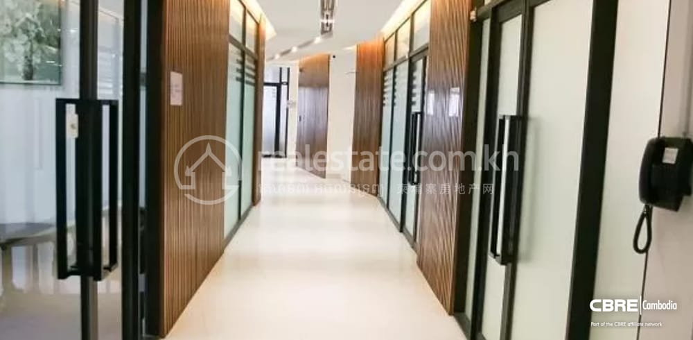 Офисы Для Аренды in Daun Penh $429