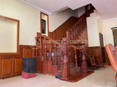  , ទន្លេបាសាក់, ចំការមន, ភ្នំពេញ