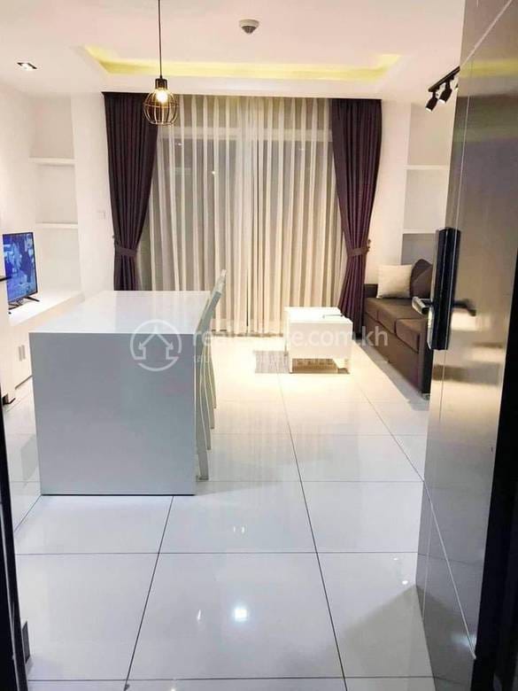 Апартаменты с Обслуживанием Для Аренды in Chamkarmon $1,200