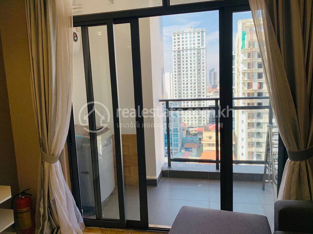 Serviced Apartment For Rent with 1 Parking Space
