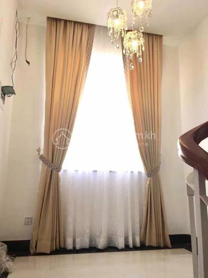 Villa For Rent with 2 Parking Space