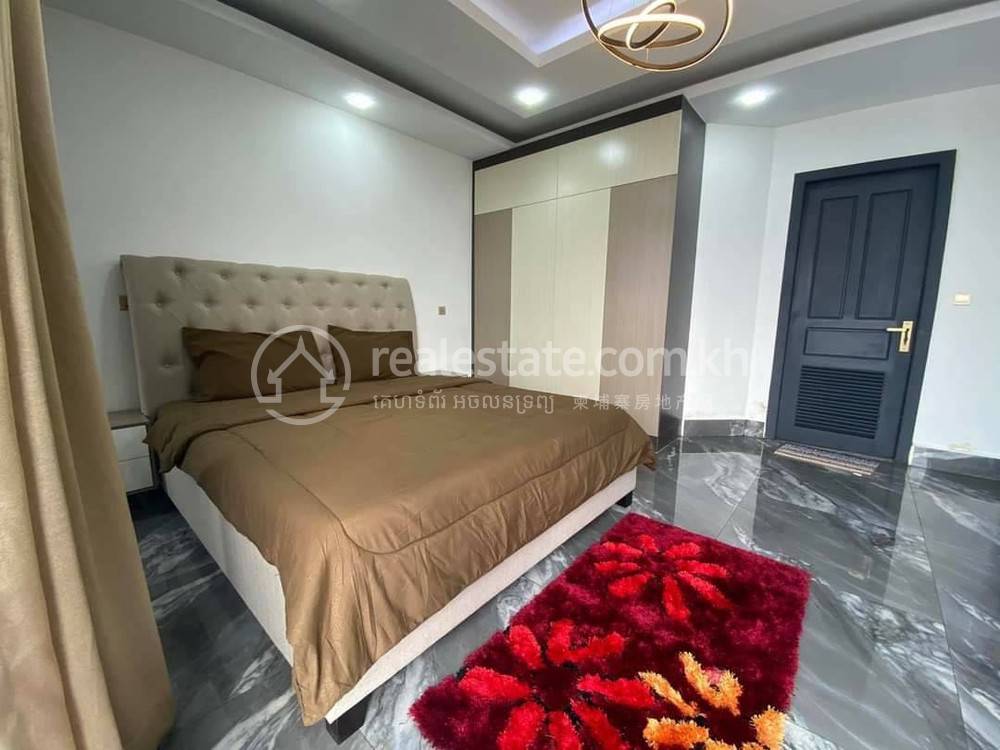 អាផាតមិនមានសេវាកម្ម សំរាប់ជួល ទំហំផ្ទះ 380 ម៉ែត្រការ៉េ នៅChamkarmon
