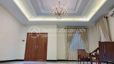 Vila K pronájmu in Sen Sok $2,000