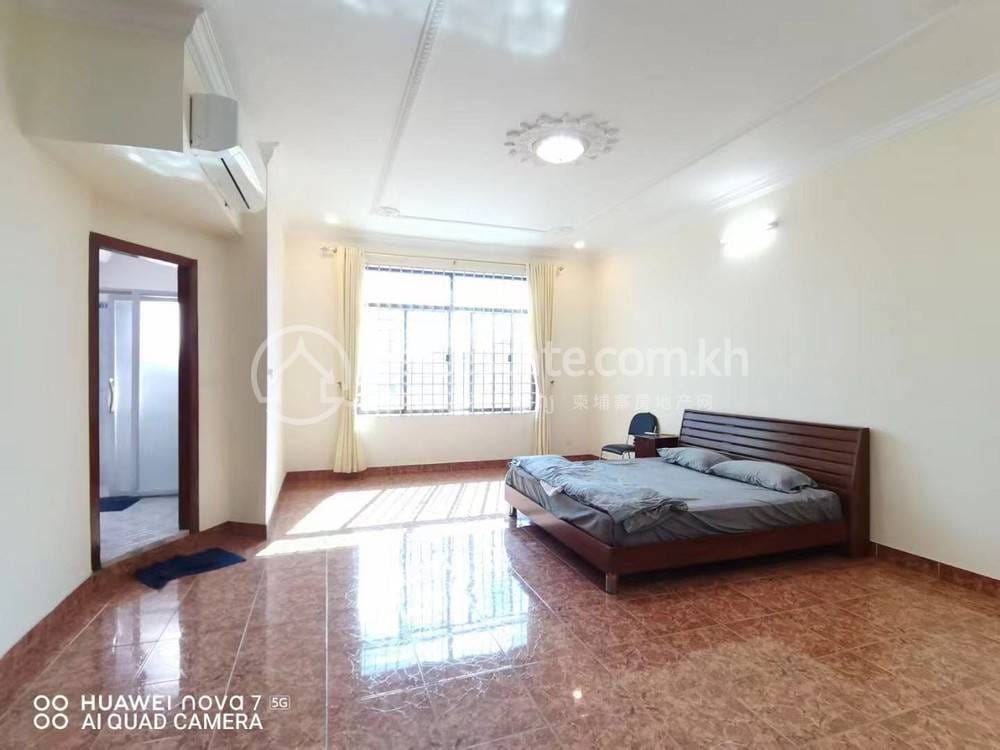 Villa À louer à Por Sen Chey $2,000