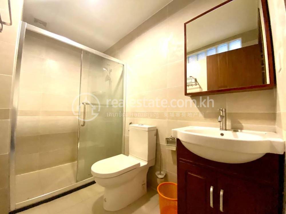 65 sqm Living Size Апартаменты с Обслуживанием Для Аренды in Chamkarmon