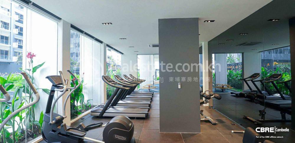 $1,200 Condo