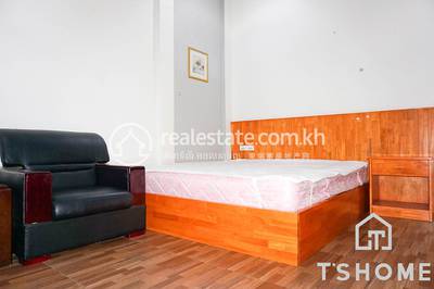     , បឹងព្រលិត, ៧ មករា, ភ្នំពេញ