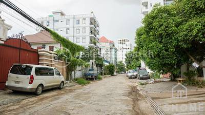   , បឹងត្របែក, ចំការមន, ភ្នំពេញ