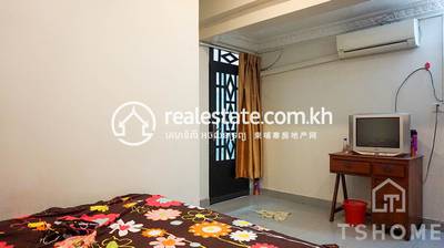      , ផ្សារចាស់, ដូនពេញ, ភ្នំពេញ