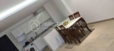 Chamkarmon Condo For Rent in Chamkarmon