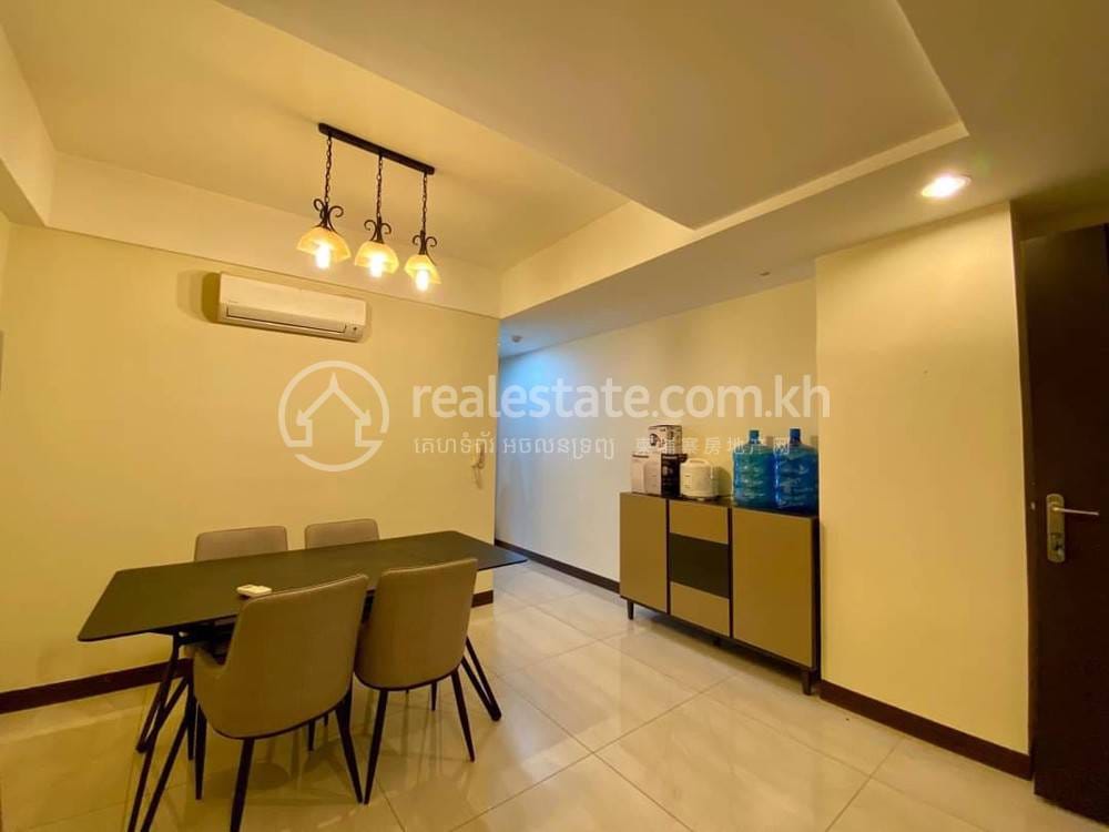 Апартаменты с Обслуживанием Для Аренды in Chamkarmon $450