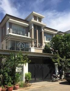 Chbar Ampov别墅出租，价格$1,300