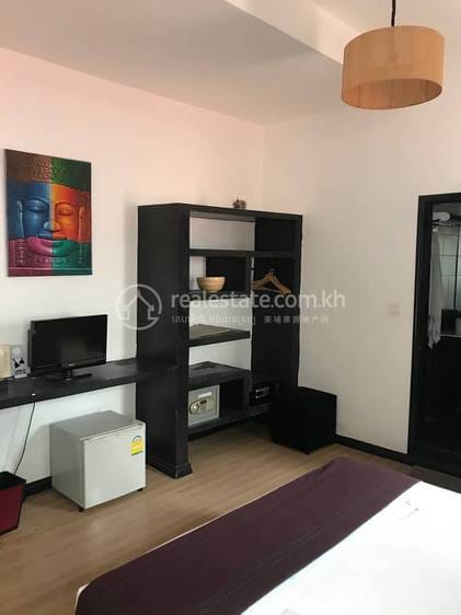 $8,000 Vila