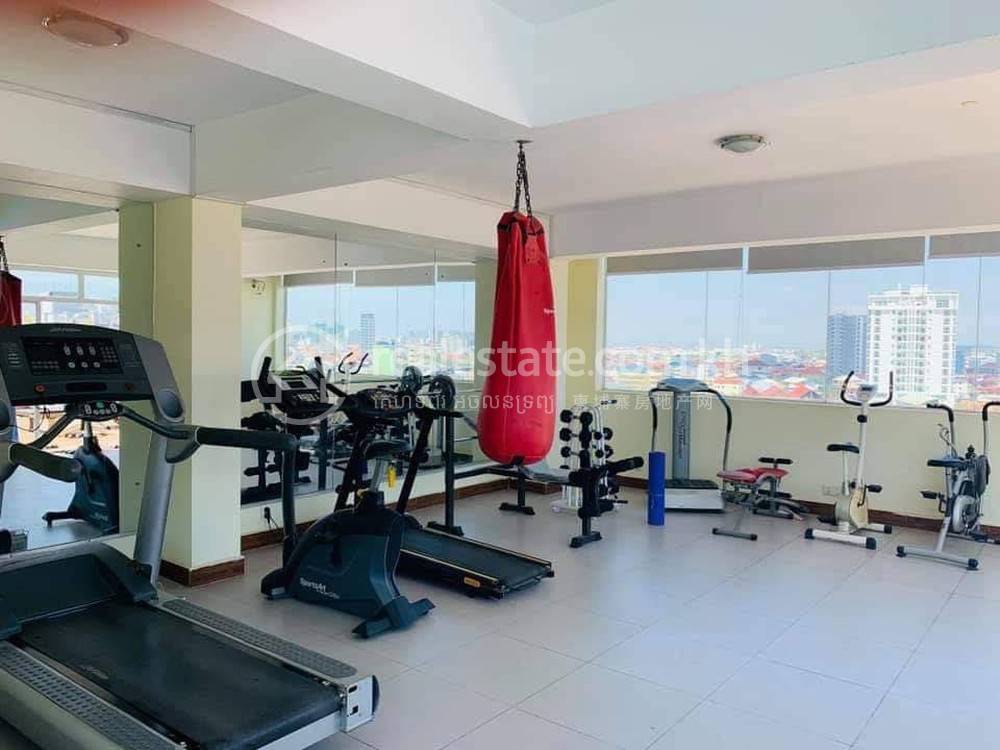 អាផាតមិនមានសេវាកម្ម សំរាប់ជួល នៅChamkarmon តម្លៃ $750