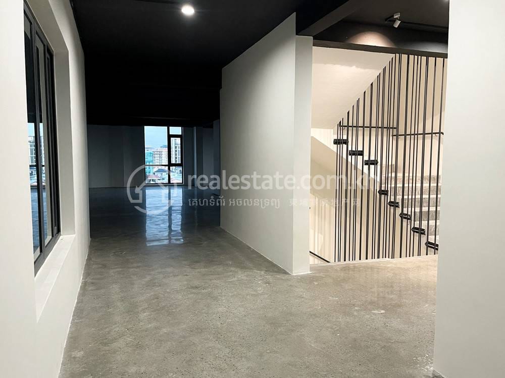 Toul Kork办公物业出租，位于Boeung Kak 2Toul Kork，价格面议