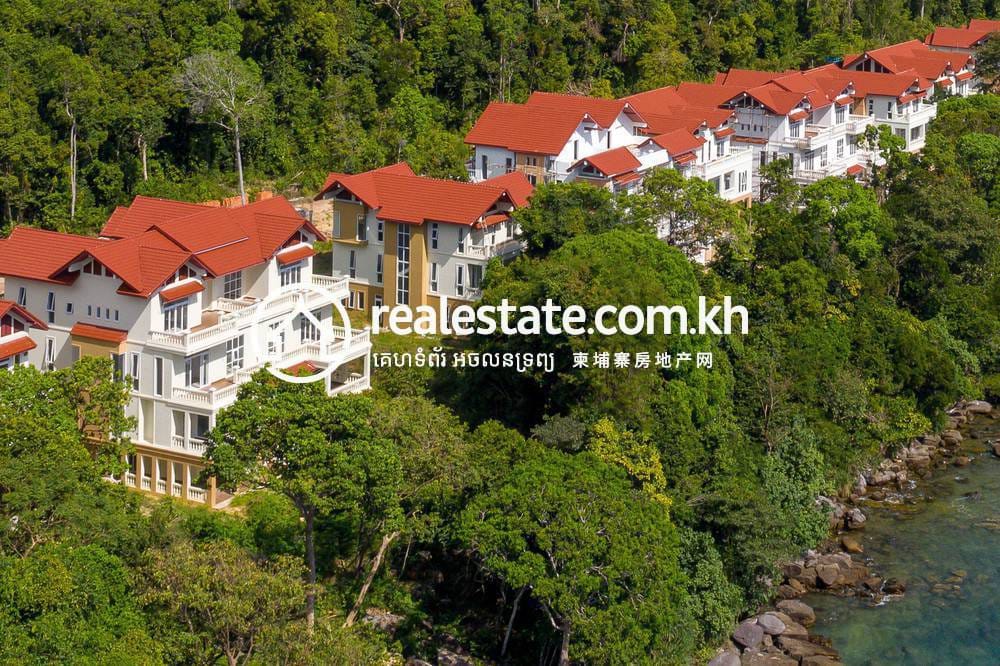 Morakot Island | 3 Bedrooms Villa For Sale for $1,941,322