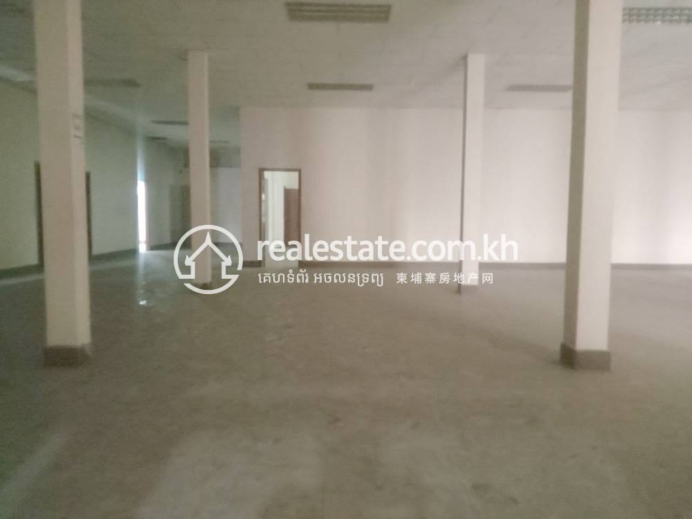 Tumnob Tuek Building For Rent in Tumnob Tuek