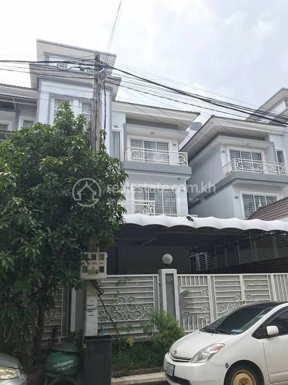 Villa For Rent with 1 Parking Space