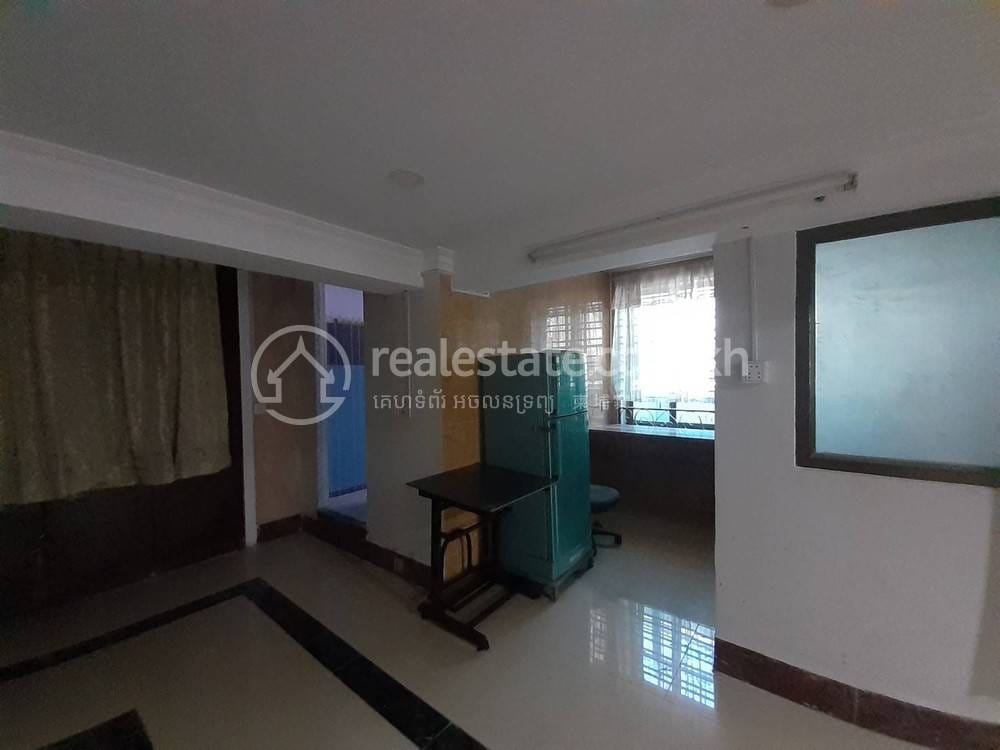 Villa À louer à, Tuek Thla, Sen Sok, Phnom Penh