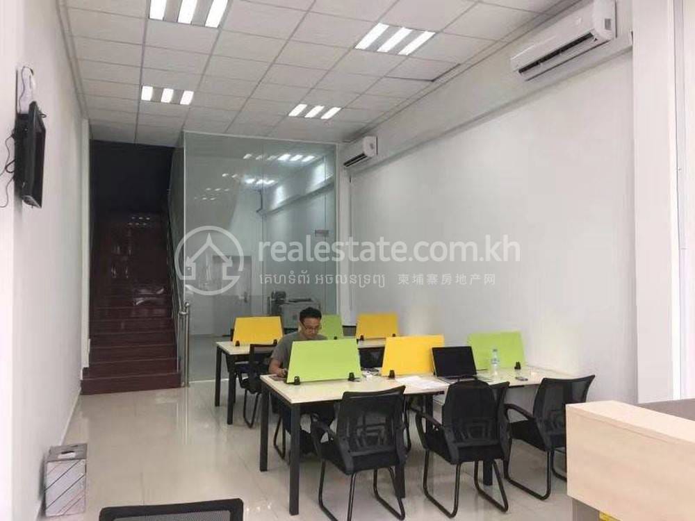 店屋出租，位于, 万谷湖1分区, 堆谷区, 金边