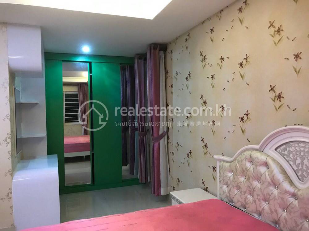 Chamkarmon别墅出租，价格$3,500