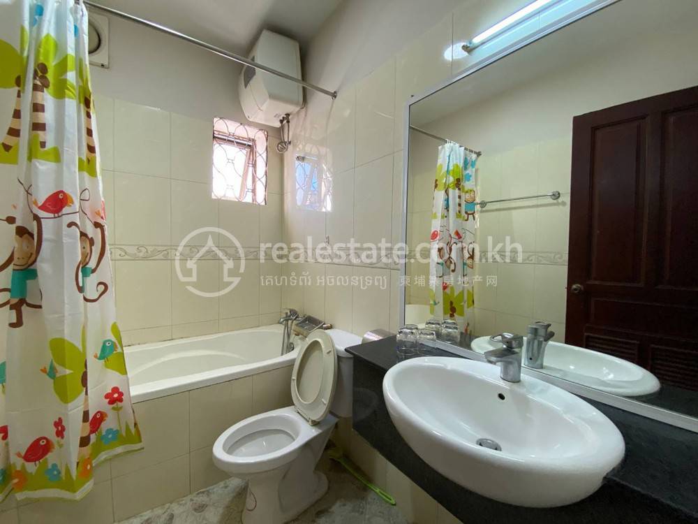 Apartment For Rent with 1 Parking Space
