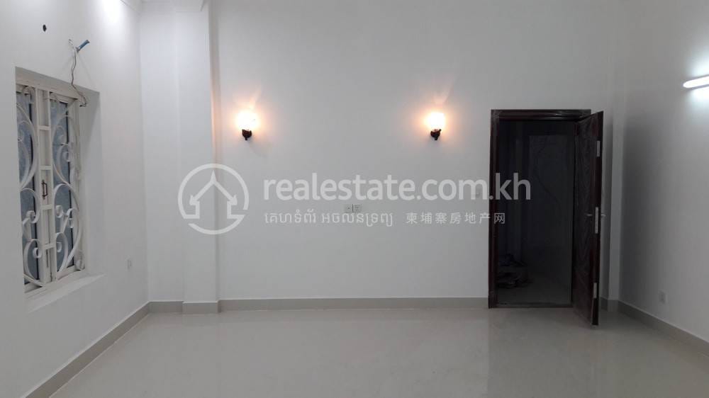 BKK 3 Apartment For Rent in BKK 3