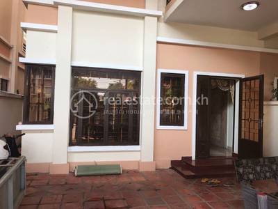 Villa For Rent with 1 Parking Space