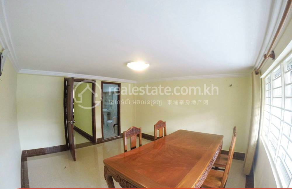 Shophouse For Rent with 1 Parking Space