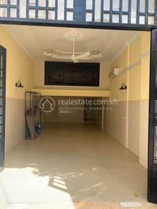 Шопхаус Для Аренды in Chamkarmon $2,500