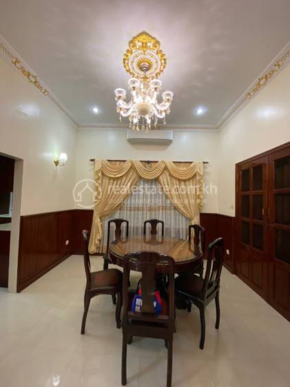 Chamkarmon别墅出租，价格$4,500