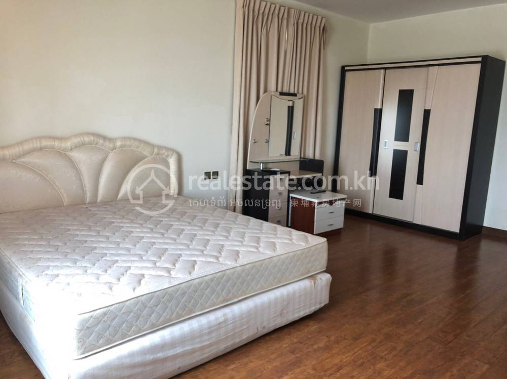 Apartmán K pronájmu in Chamkarmon $3,000