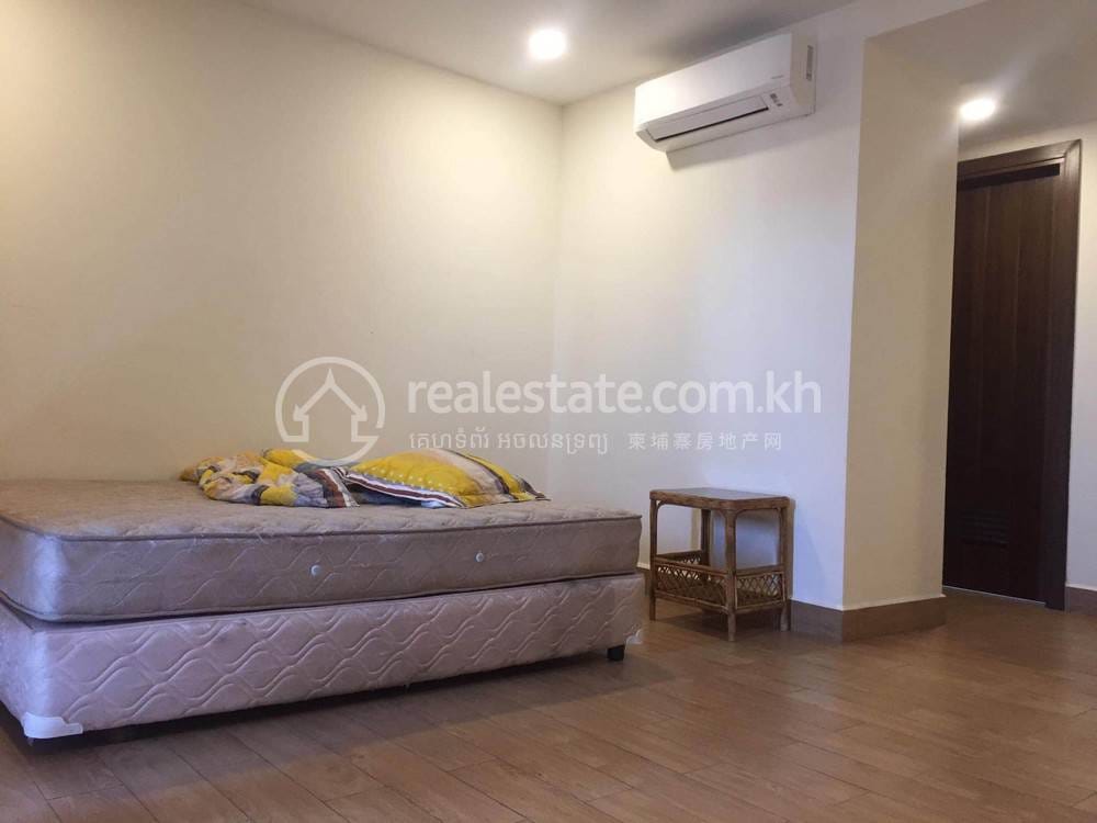 Boeung Kak 1 Villa For Rent in Boeung Kak 1