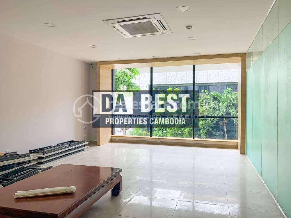 Kanceláře K pronájmu in Daun Penh $594